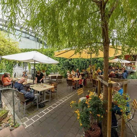 Hof Ehrenfels Отель 3*
